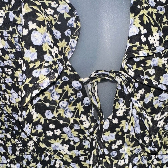 Astr Floral Print Blouse with Ruffle Detail - Picture 11 of 11
